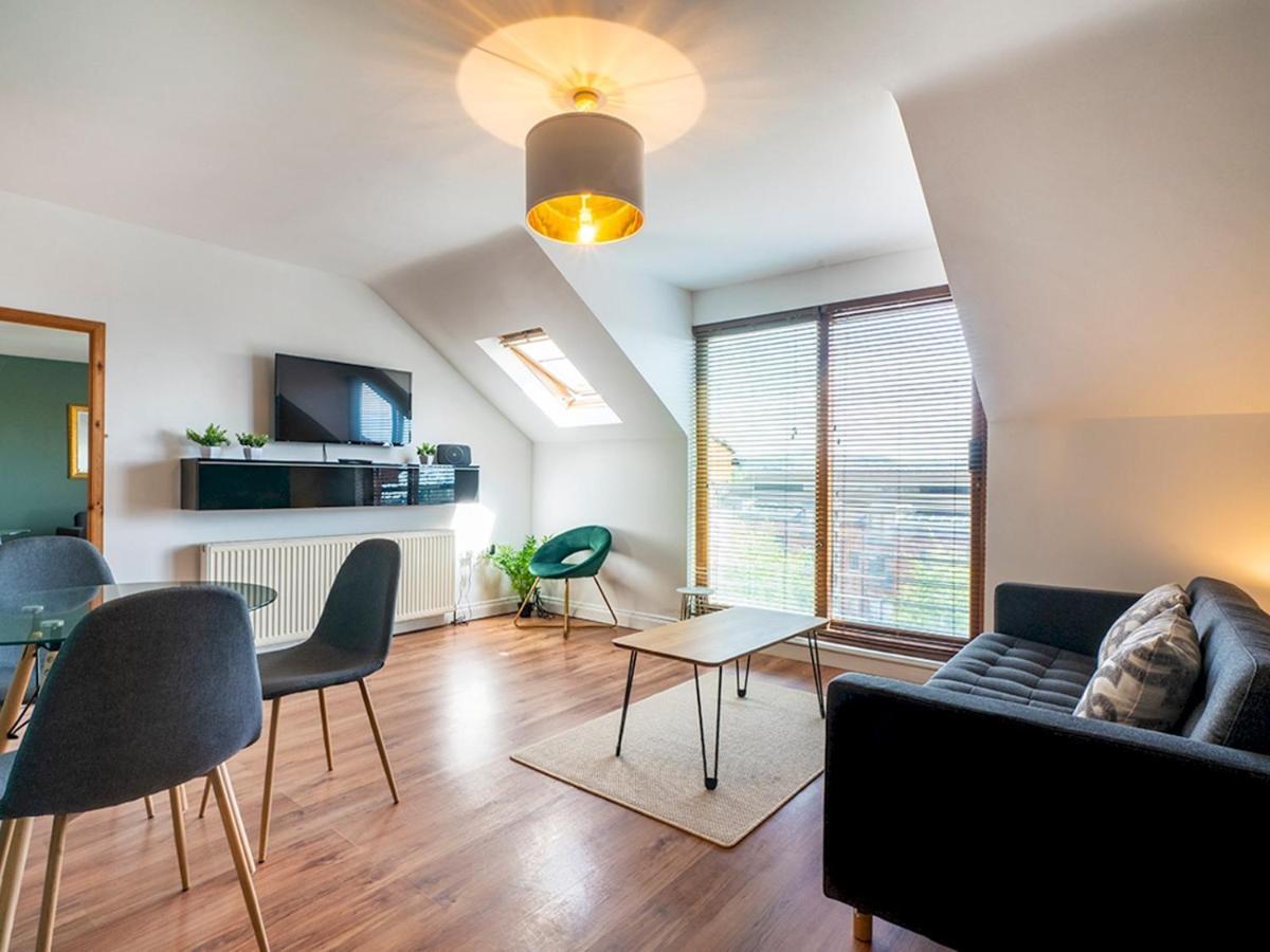 Titanic View Penthouse - Gated Complex - Parking Apartman Belfast Kültér fotó